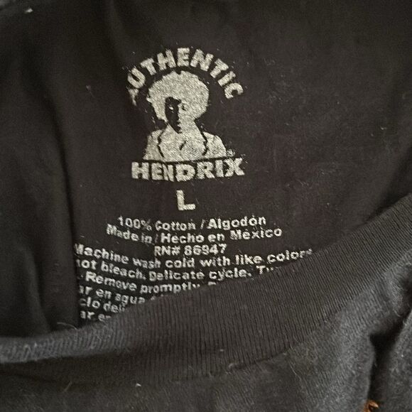 Authentic Jimi Hendrix Black T-Shirt Size Large Short Sleeve Rock Music Tee - Picture 3 of 3